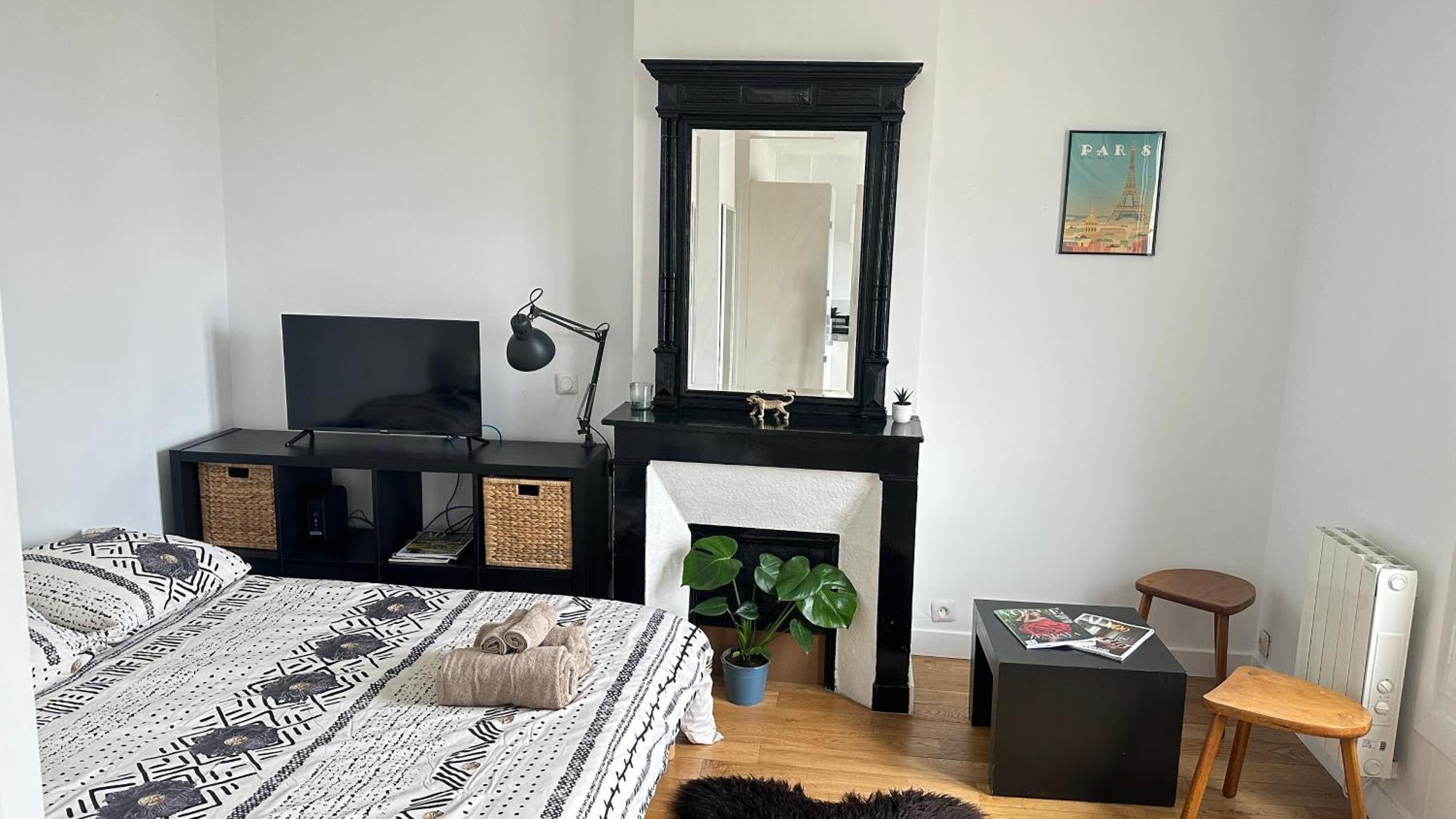 Appartamento Charmant Studio Au Coeur Du 18E Parigi Esterno foto