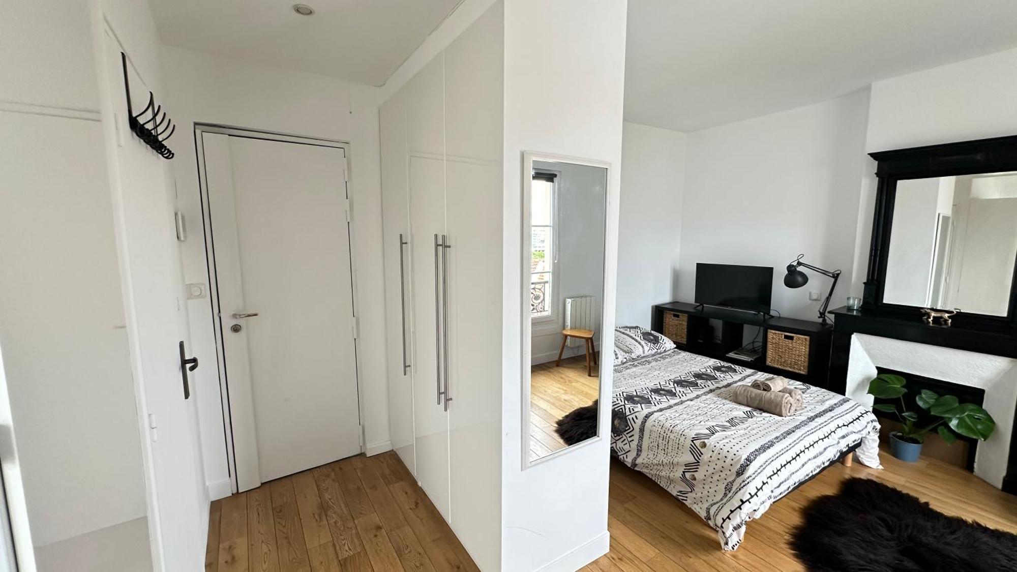 Appartamento Charmant Studio Au Coeur Du 18E Parigi Esterno foto